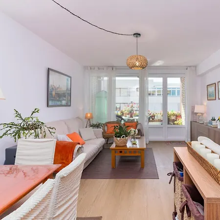 Piso A 50 Metros De La Playa Con Parking Privado Апартаменты *